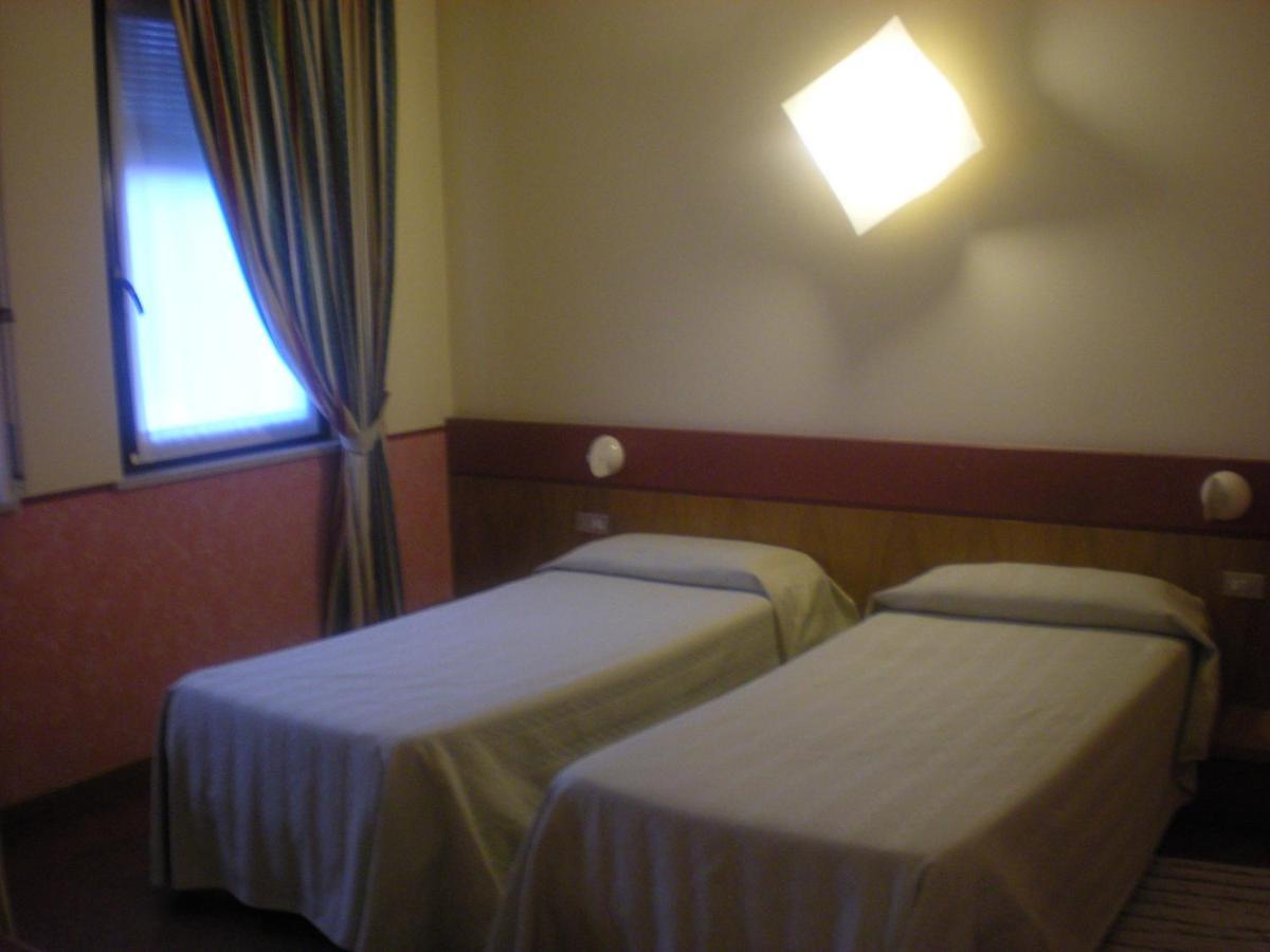 Hotel Roma บุสโซเลงโก ห้อง รูปภาพ
