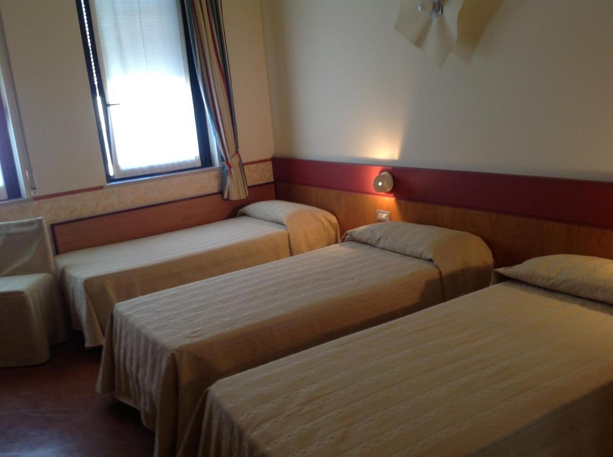 Hotel Roma บุสโซเลงโก ห้อง รูปภาพ